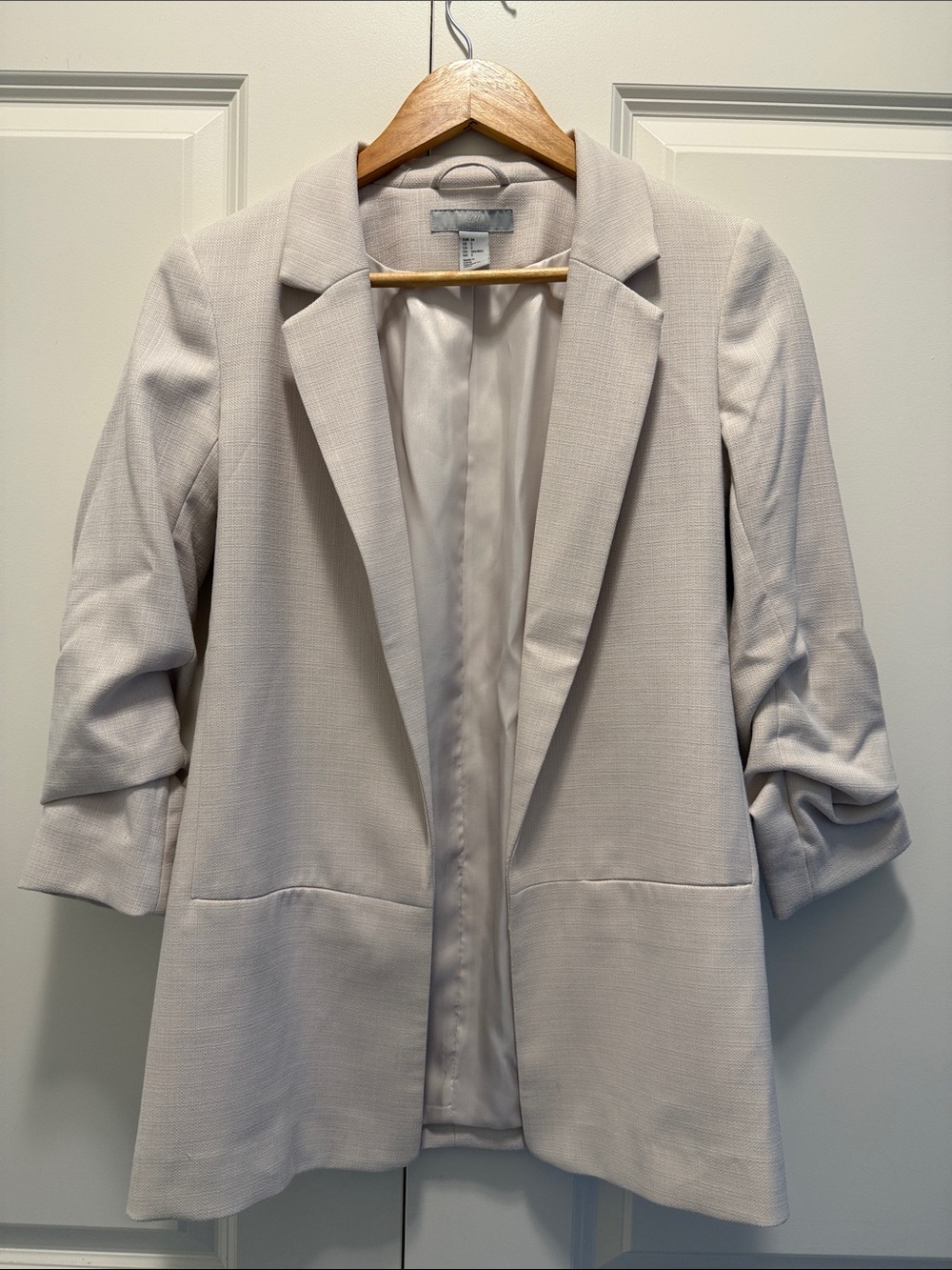 H&M Light Cream Open-Front Blazer
